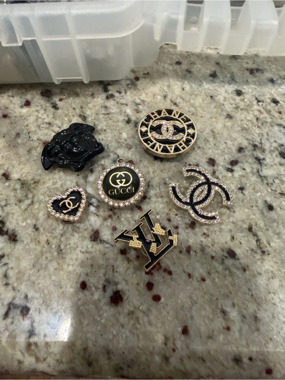 CROCS Black and Gold Designer Logo Jibbitz Charms (6-Pack)